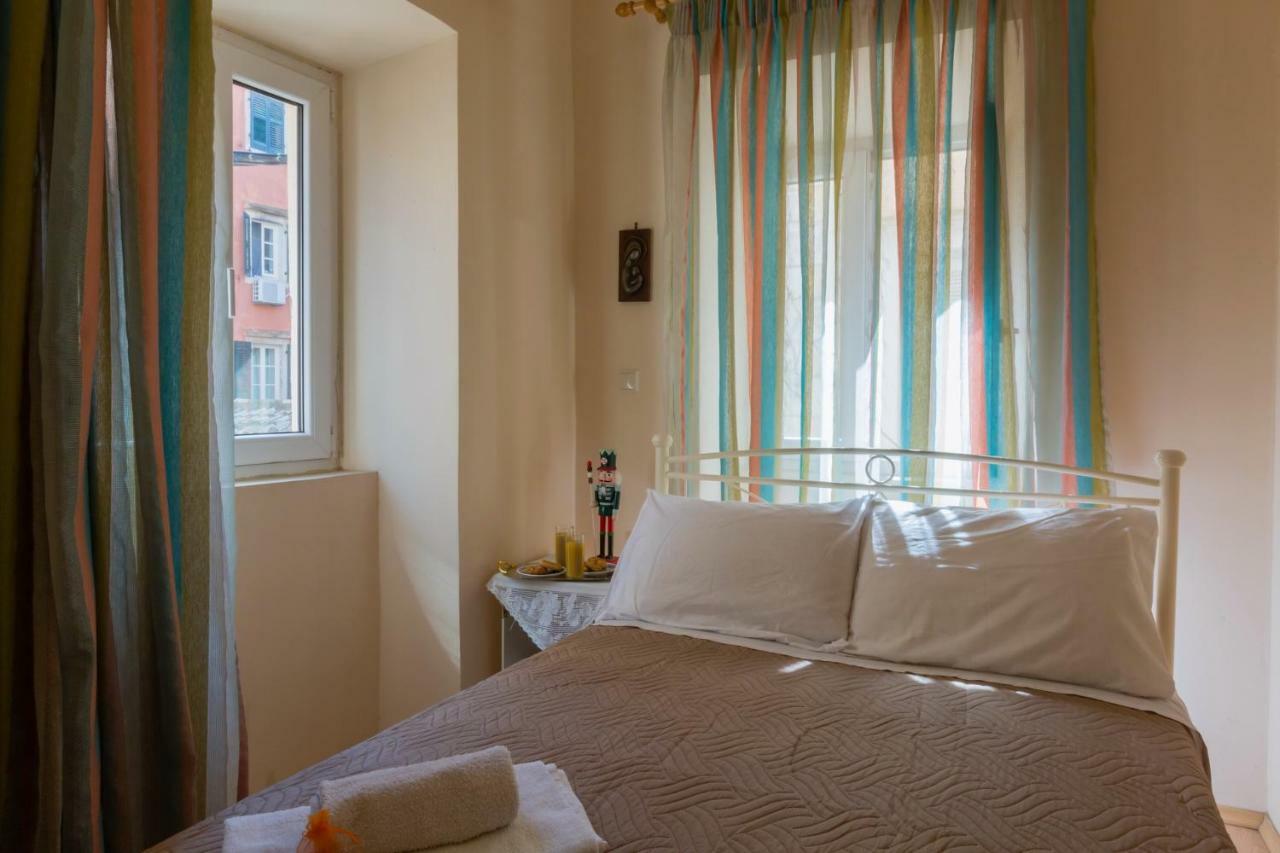 Heart Of The Old Town Apartment Corfu  Esterno foto